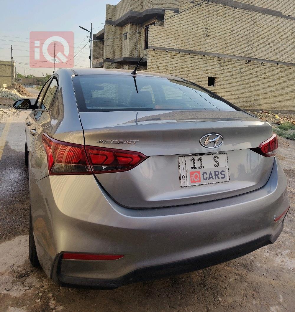 Hyundai Accent